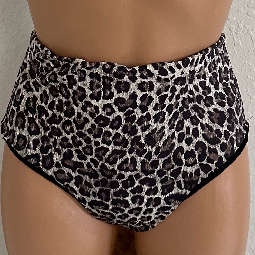 Anemos High Waisted bikini bottom NWOT